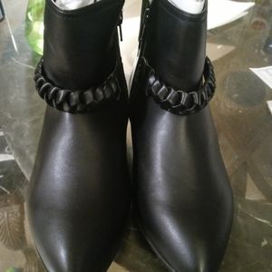 𝅺COMFORTVIEW black boots 7ww